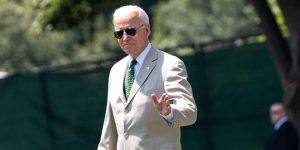 Joe Biden Wears Tan Suit Seven Years After Obama Tan Suit Controversy, Days After Obama's Birthday